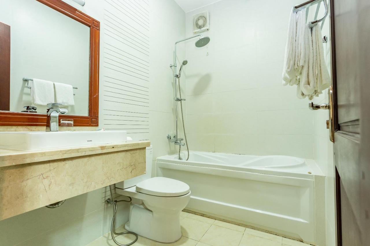 Truong Thinh Hotel Дуонг-Донг Экстерьер фото