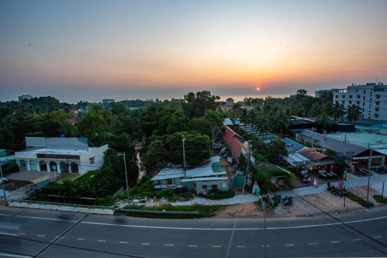 Truong Thinh Hotel Дуонг-Донг Экстерьер фото